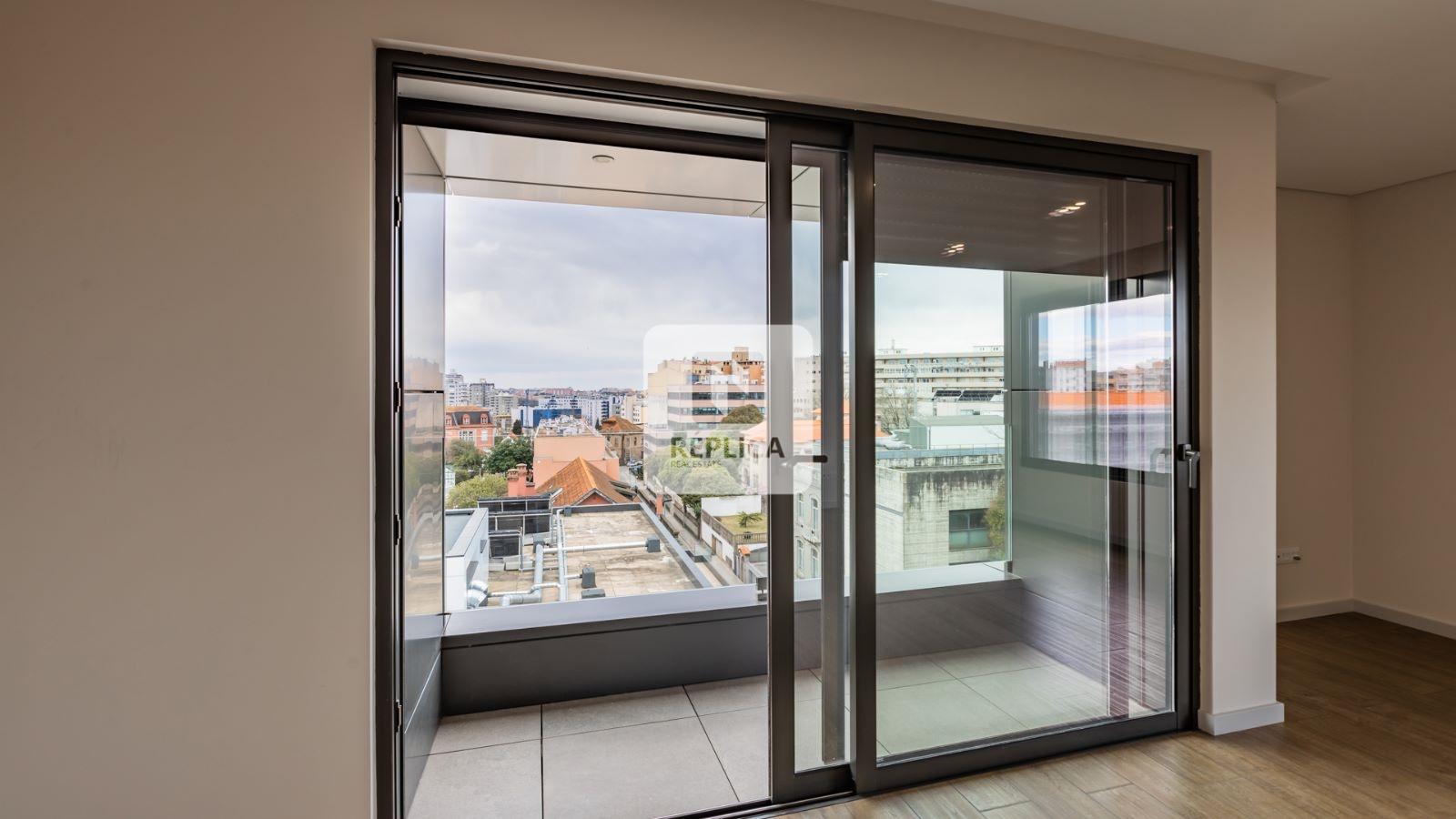 Apartamento T3 Venda em Cedofeita, Santo Ildefonso, Sé, Miragaia, São Nicolau e Vitória,Porto