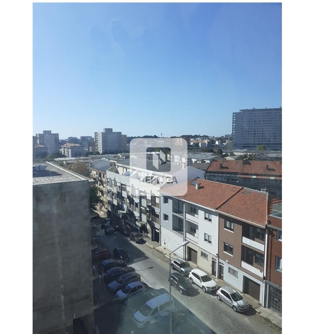 Apartamento T5 com vista Mar,  no Condomínio Fechado com Piscina em Bessa Leite, Porto