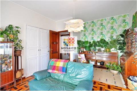 Moradia Isolada T6 Venda em Mafamude e Vilar do Paraíso,Vila Nova de Gaia