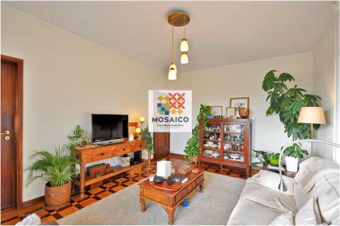 Moradia Isolada T6 Venda em Mafamude e Vilar do Paraíso,Vila Nova de Gaia