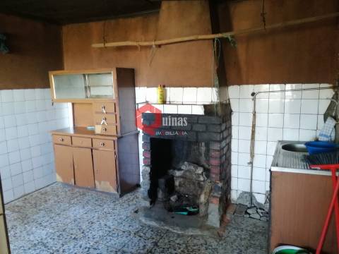 Moradia Isolada T2 Venda em Guarda,Guarda