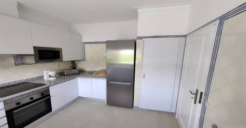 Apartamento T2 Arrendamento Para Férias em Alvor,Portimão