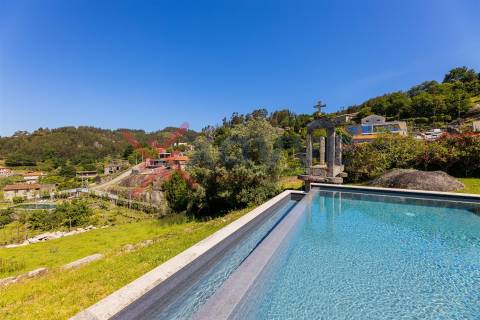 Venda de Quinta Histórica em Soutelo, Vieira do Minho