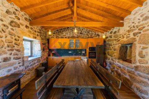 Venda de Quinta Histórica em Soutelo, Vieira do Minho