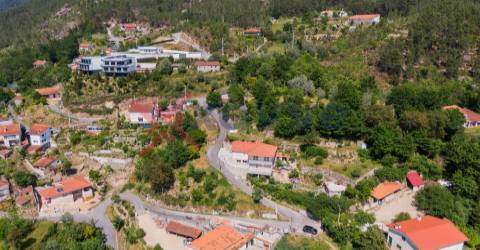 Terreno c/ 1.628m2 - Vilar da Veiga, Terras de Bouro