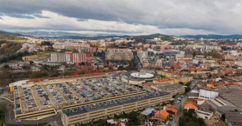 Prédio c/ 6 apartamentos independentes