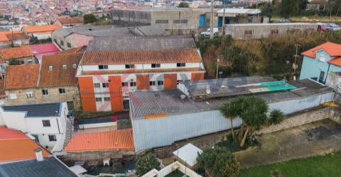 Prédio c/ 6 apartamentos independentes