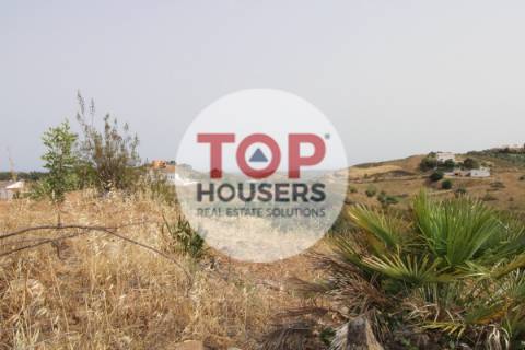 Moradia T2 para restaurar na Serra de Tavira