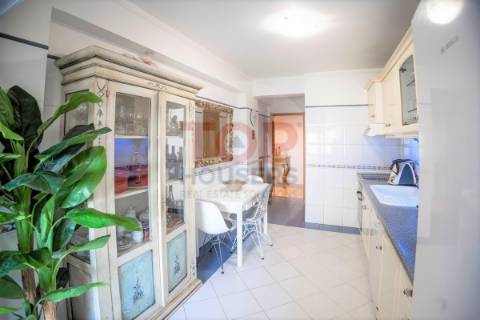 T3  com  garagem em box