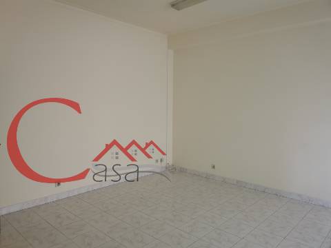 Escritório  Venda em Covilhã e Canhoso,Covilhã