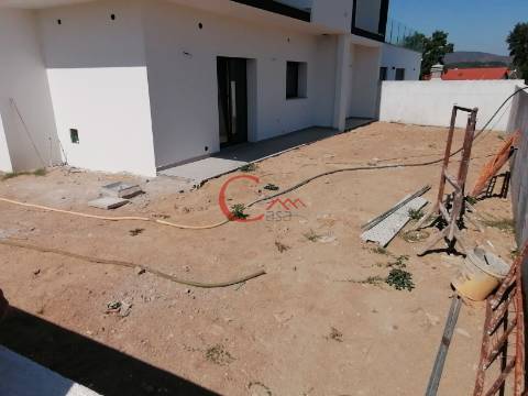 Moradia Isolada T4 Venda em Fundão, Valverde, Donas, Aldeia de Joanes e Aldeia Nova do Cabo,Fundão