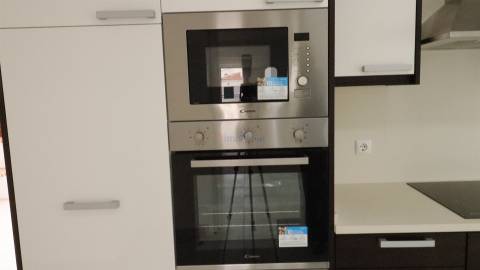 MORADIA T4 COM VISTA MAR NA ERICEIRA E GARAGEM PARA TRÊS CARROS