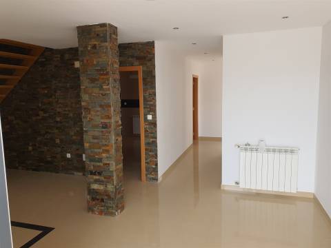 Moradia T5 Venda em Abrantes (São Vicente e São João) e Alferrarede,Abrantes