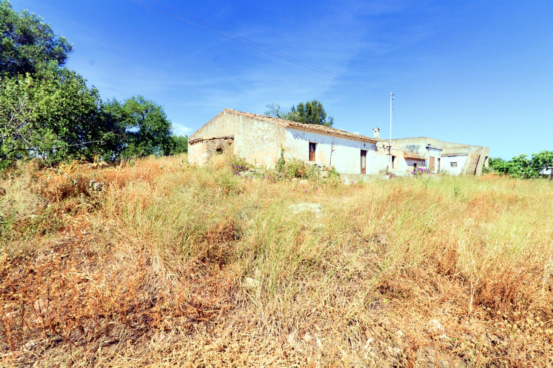 Moradia Devoluta  Venda em Boliqueime,Loulé