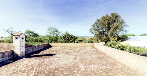 Moradia Devoluta  Venda em Boliqueime,Loulé