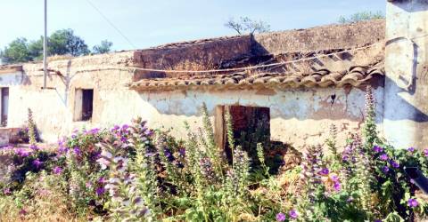 Moradia Devoluta  Venda em Boliqueime,Loulé