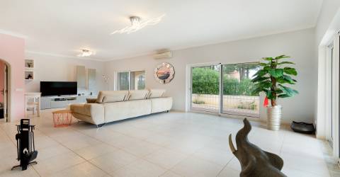 Moradia Isolada T3 Venda em Almancil,Loulé