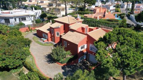 Moradia Isolada T7 DUPLEX Venda em Quarteira,Loulé