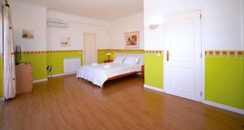 Moradia Isolada T7 DUPLEX Venda em Quarteira,Loulé