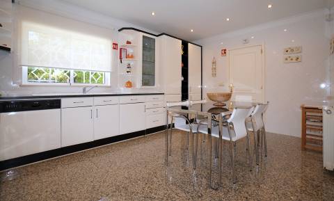 Moradia Isolada T7 DUPLEX Venda em Quarteira,Loulé