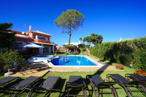 Moradia Isolada T7 DUPLEX Venda em Quarteira,Loulé