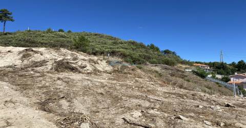Terreno com excelentes vistas sobre Vila Real