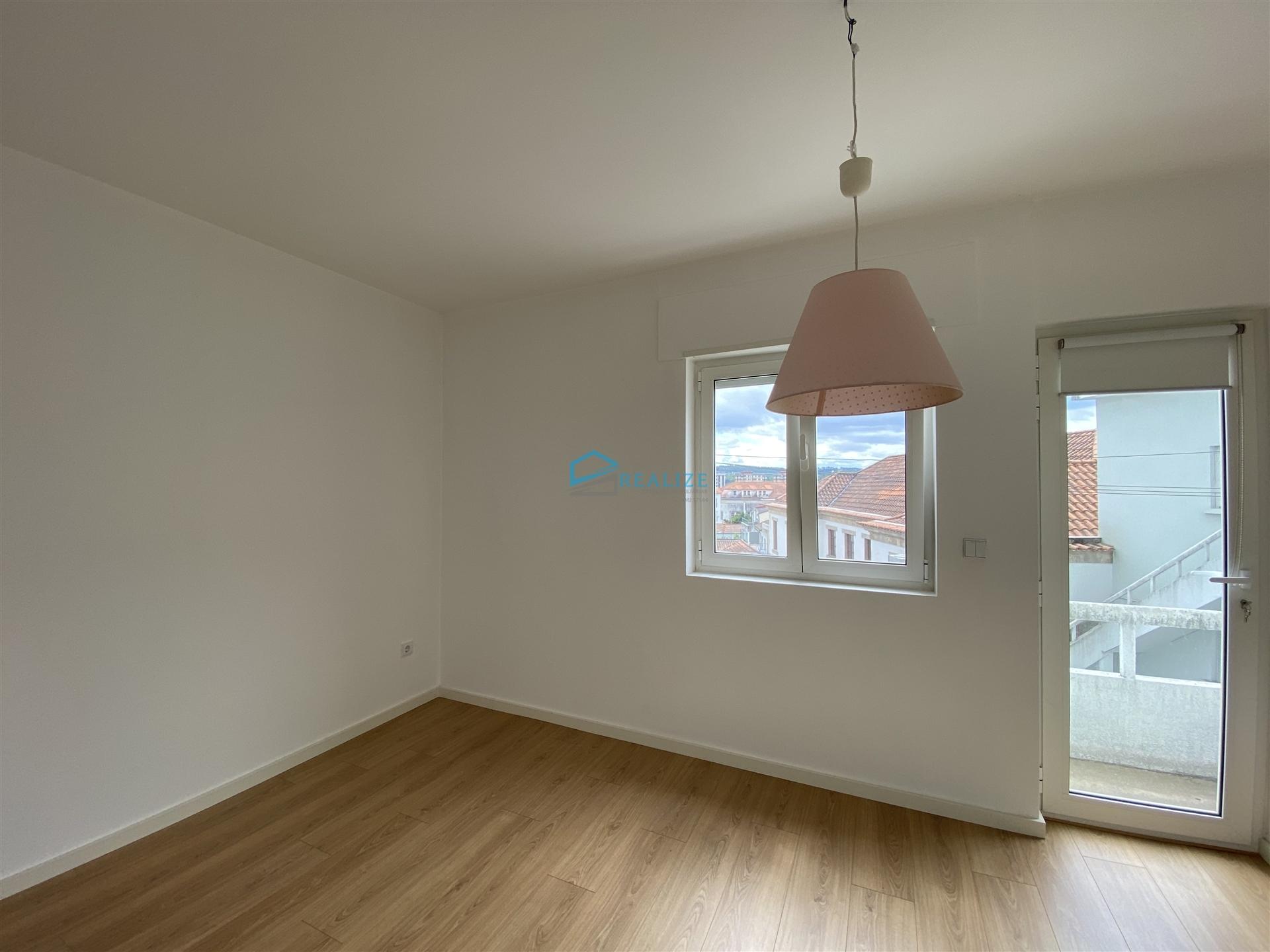 Apartamento T2 Venda em Vila Real (Nossa Senhora da Conceição, São Pedro e São Dinis),Vila Real