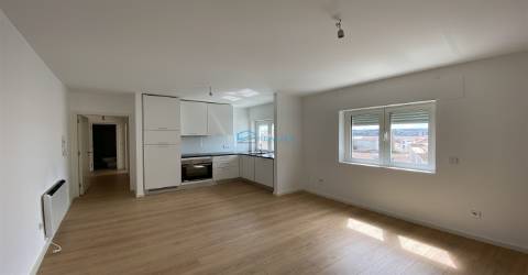 Apartamento T2 Venda em Vila Real (Nossa Senhora da Conceição, São Pedro e São Dinis),Vila Real