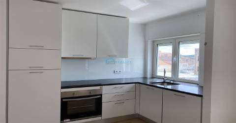 Apartamento T2 Venda em Vila Real (Nossa Senhora da Conceição, São Pedro e São Dinis),Vila Real