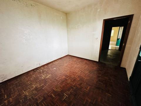 Moradia T2+2 Venda em Arco da Calheta,Calheta (Madeira)