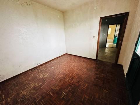 Moradia T2+2 Venda em Arco da Calheta,Calheta (Madeira)