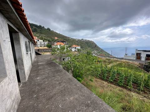 Moradia T2+2 Venda em Arco da Calheta,Calheta (Madeira)