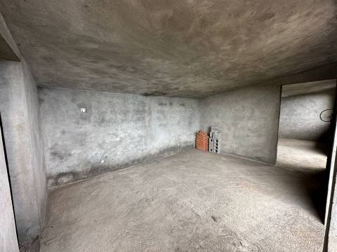 Moradia T2+2 Venda em Arco da Calheta,Calheta (Madeira)