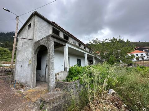 Moradia T2+2 Venda em Arco da Calheta,Calheta (Madeira)