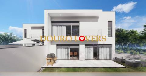 Moradia T3  Geminada - Porto ,Gondomar