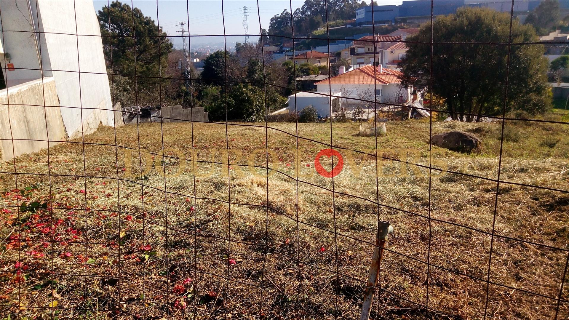 Terreno Urbano de 835m2 para venda em Pedroso, Vila Nova de Gaia