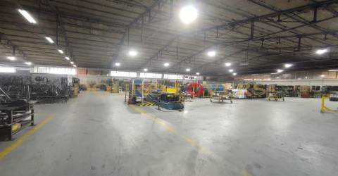 Armazém Industrial para venda na Trofa