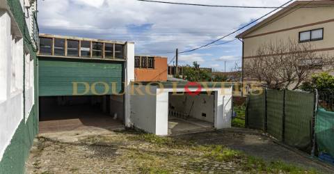 Armazéns T9 no Porto