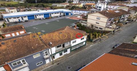 Armazéns T9 no Porto