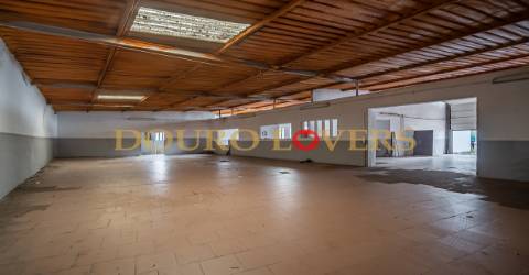 Armazéns T9 no Porto