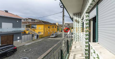 Armazéns T9 no Porto