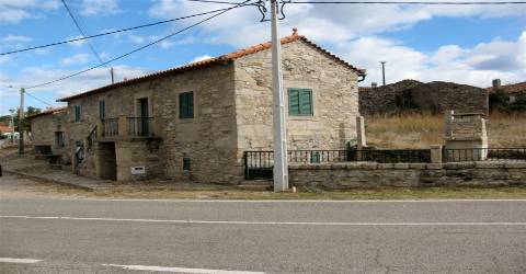 Moradia Rústica, Genísio, Miranda do Douro