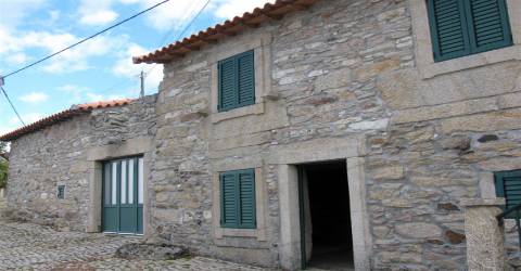 Moradia Rústica, Genísio, Miranda do Douro