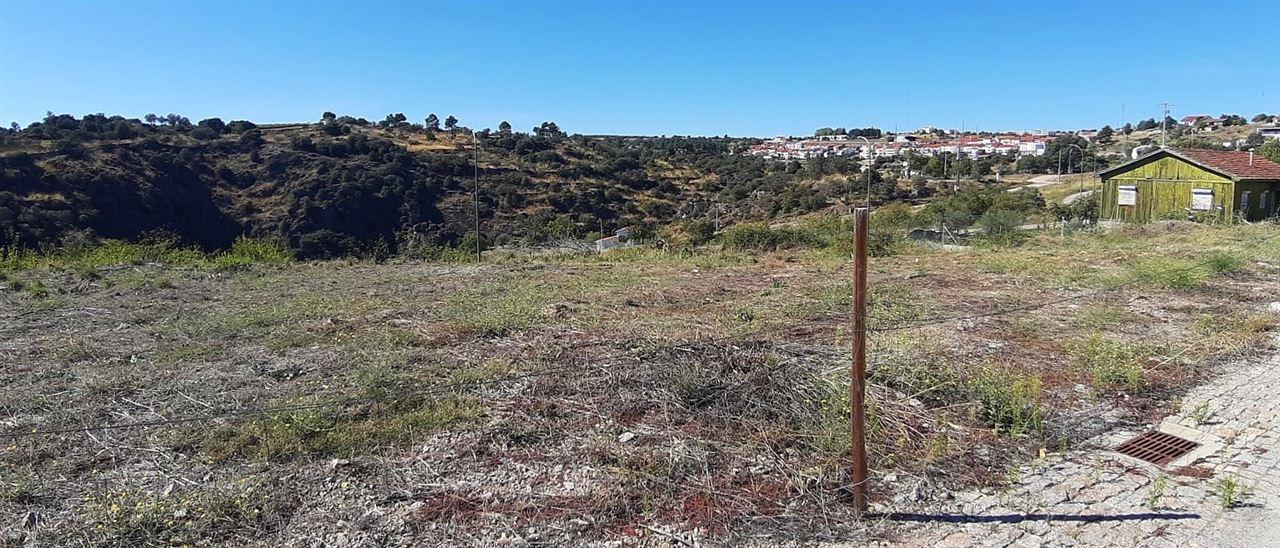 Lotes para construção, Bairro Verde, Miranda do Douro