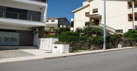 Terreno para construção, Miranda do Douro