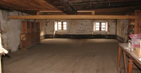 Prédio zona histórica Miranda do Douro