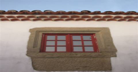 Prédio zona histórica Miranda do Douro