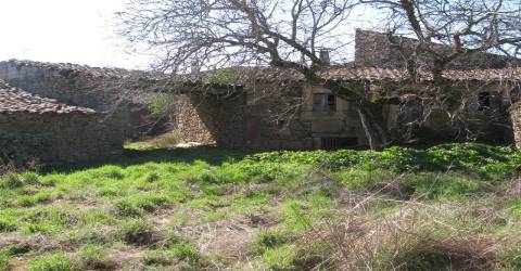 Espaço para restaurar, Picote, Miranda do Douro, Golden Visa