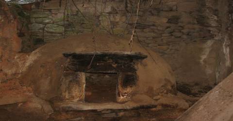 Espaço para restaurar, Picote, Miranda do Douro, Golden Visa