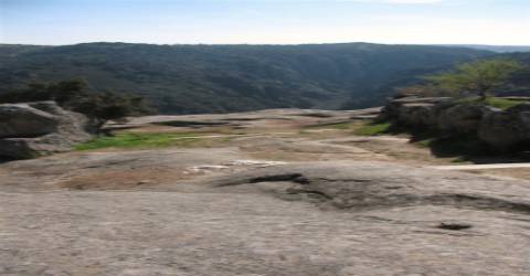 Espaço para restaurar, Picote, Miranda do Douro, Golden Visa